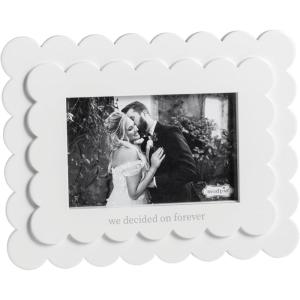 Mud Pie White 4X6 Forever Scallop Wood Frame